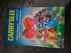 Carry Slee met 2 practhige verhalen, Ophalen of Verzenden, Zo goed als nieuw, Fictie algemeen