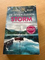 De Zeven Zussen - Storm, Lucinda Riley deel 2, Ophalen, Zo goed als nieuw, Nederland