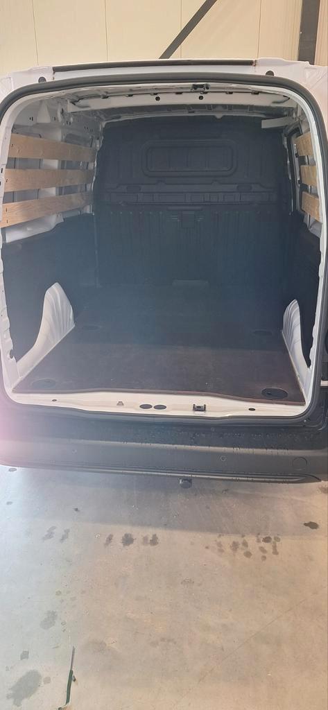 Basis bescherming L2 partner doblo, berlingo ,vanaf 2018, Auto-onderdelen, Carrosserie en Plaatwerk, Deur, Citroën, Fiat, Peugeot
