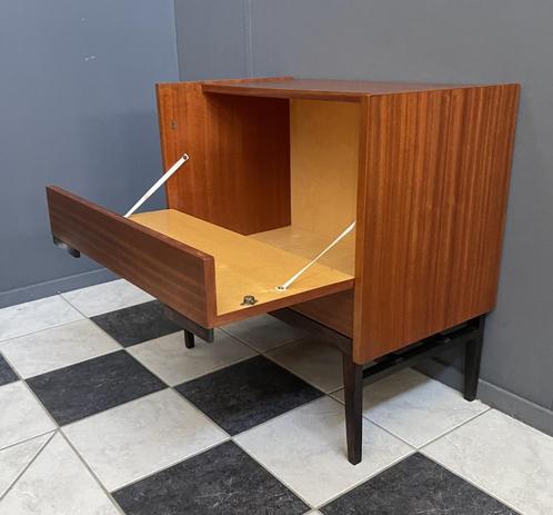 1970 speelgoedkast barkast tv meubel dekenkist Frantisek, Huis en Inrichting, Barren, Gebruikt, Ophalen