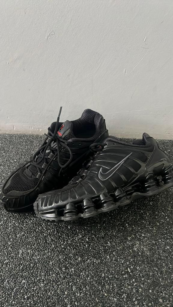 Nike Shox, Kleding | Heren, Schoenen, Zo goed als nieuw, Overige typen, Zwart, Ophalen of Verzenden