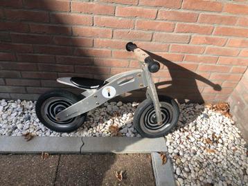 Zilverkleurig Loopfietsje - Perfect voor de Kleintjes! beschikbaar voor biedingen