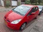 Mitsubishi Colt 1.3 CZ3 2006 Rood nieuwe APK, Auto's, Voorwielaandrijving, Colt, Particulier, 30 €/maand