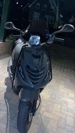 Piaggio zip 50cc 4-takt Iget E4, Fietsen en Brommers, Scooters | Piaggio, Ophalen, Maximaal 45 km/u, Zip, Zo goed als nieuw