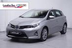 Toyota Auris 1.8 Hybrid Start Edition Clima Navi PDC Camera, Euro 5, Gebruikt, Zwart, 4 cilinders