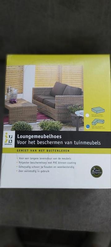Beschermhoes voor over de loungeset. Nieuw in doos.  beschikbaar voor biedingen