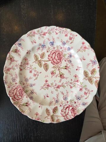 Johnson Brothers Rose Chintz Dinerbord beschikbaar voor biedingen