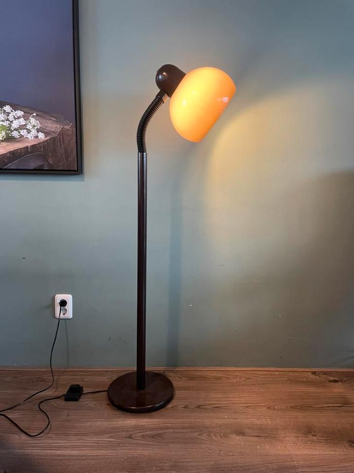Gave vintage space age mushroon lamp hala zeist, Huis en Inrichting, Lampen | Vloerlampen, Zo goed als nieuw, 150 tot 200 cm, Ophalen