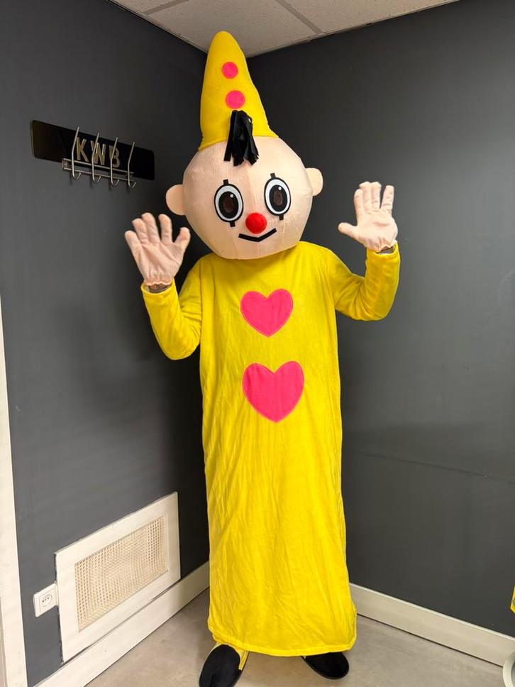 Mascotte pakken te huur bumba stitch minion frozen labubu, Hobby en Vrije tijd, Feestartikelen | Verhuur, Ophalen