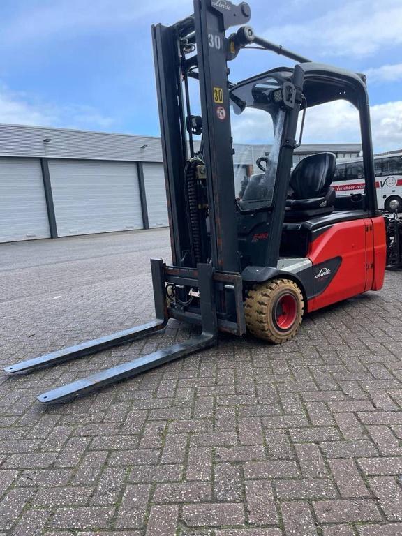 Linde E 20, Zakelijke goederen, Machines en Bouw | Heftrucks en Intern transport, Heftruck, Elektrisch, 2000 tot 3000 kg