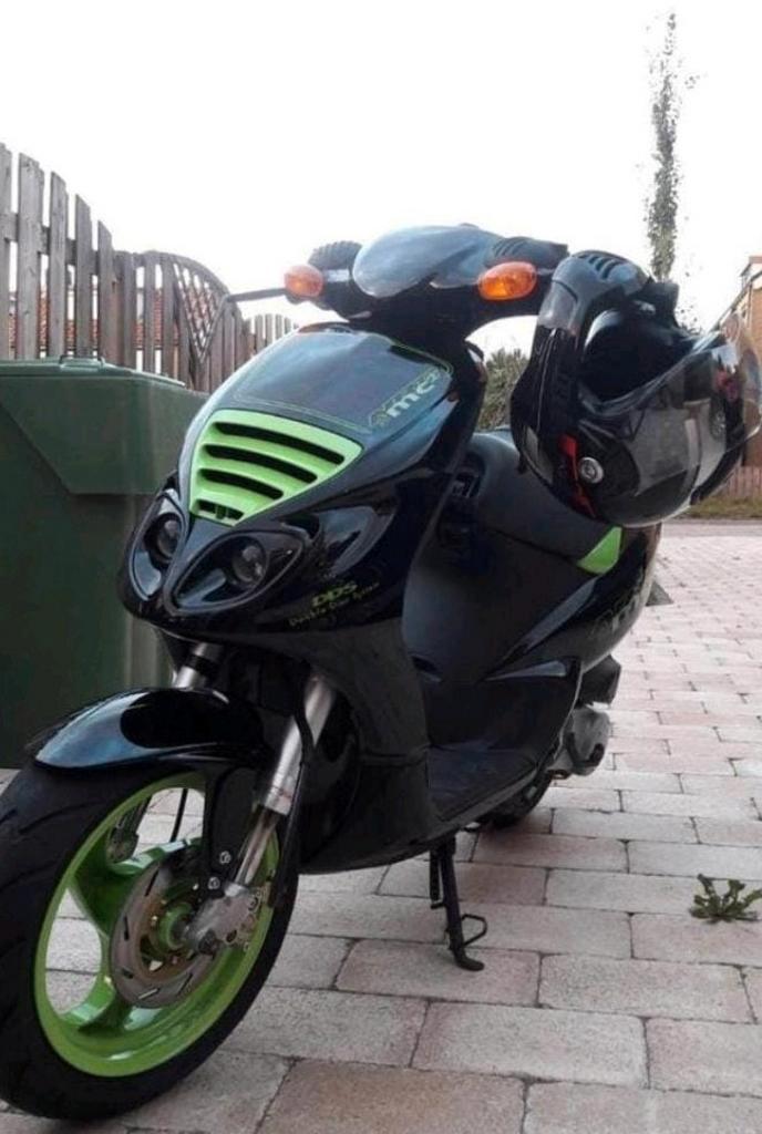 Piaggio nrg mc2 LC 1999 50cc 2 takt, Fietsen en Brommers, Scooters | Piaggio, Gebruikt, Overige modellen, Tweetakt, Ophalen