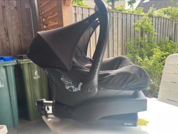Maxi Cosi + Iso fix gebruikt beschikbaar voor biedingen