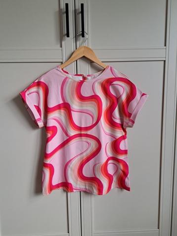 Nieuw: zomerse top met felle kleuren, maat S.  beschikbaar voor biedingen