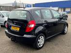 Mercedes-Benz A-klasse A160 Business Class / Trekhaak / Navi, Voorwielaandrijving, Euro 5, Zwart, Origineel Nederlands