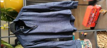 Paardrijles kind: mondoni hoodie en decathlon shirtje beschikbaar voor biedingen