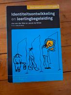 Identiteitsontwikkeling en leerlingbegeleiding, Jos van der Wal; Jacob de Wilde; Ineke de Mooij, Ophalen of Verzenden, Ontwikkelingspsychologie