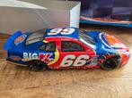 Darrell Waltrip route 66 victory tour 2000 Nescar Kmart race, Hobby en Vrije tijd, Modelauto's | 1:18, Overige merken, Auto, .