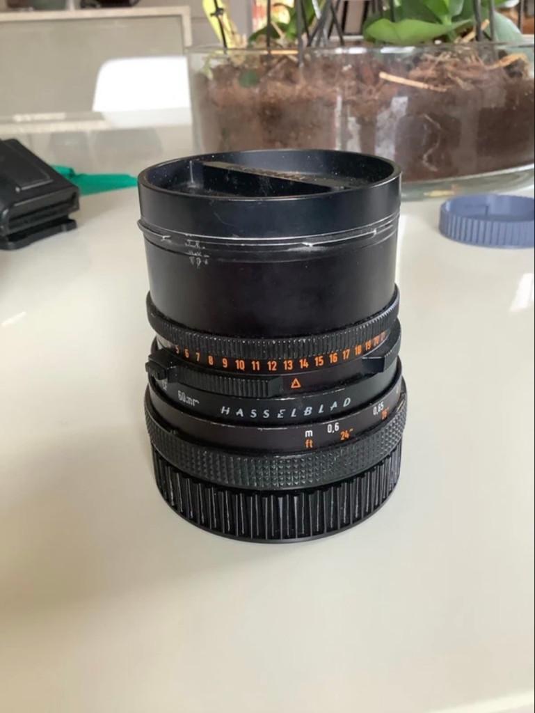 Hasselblad 60mm F3.5 CF lens, Ophalen of Verzenden, Gebruikt, Groothoeklens