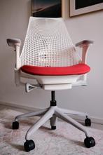 Herman Miller Sayl Chair – White/Red Full Spec, Huis en Inrichting, Ophalen, Gebruikt, Wit, Bureaustoel