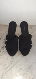 Damesschoenen slippers wedge zwart zomerschoen sleehak 39, Ophalen of Verzenden, Zo goed als nieuw, Zwart