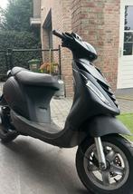 Piaggio zip 70cc 2t geel kenteken geen wok, Fietsen en Brommers, Scooters | Piaggio, Ophalen, Tweetakt, Zip, Zo goed als nieuw