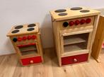 Twee Retro Houten Speelkeukentjes, Ophalen, Gebruikt, Hout, Speelkeuken