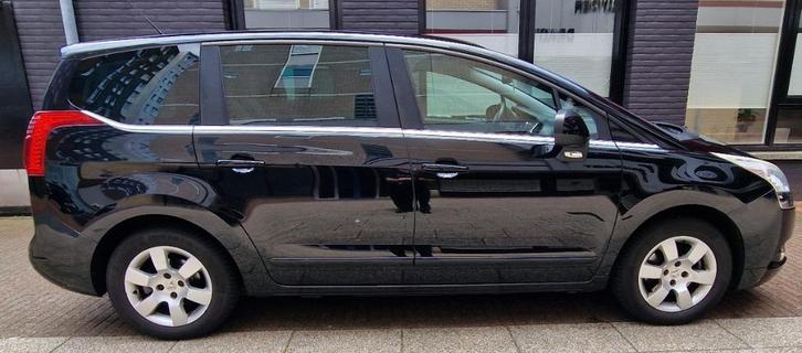 Peugeot 5008 1.6 THP 7PL 2012 Zwart, Auto's, Peugeot, Particulier, ABS, Achteruitrijcamera, Airbags, Airconditioning, Android Auto