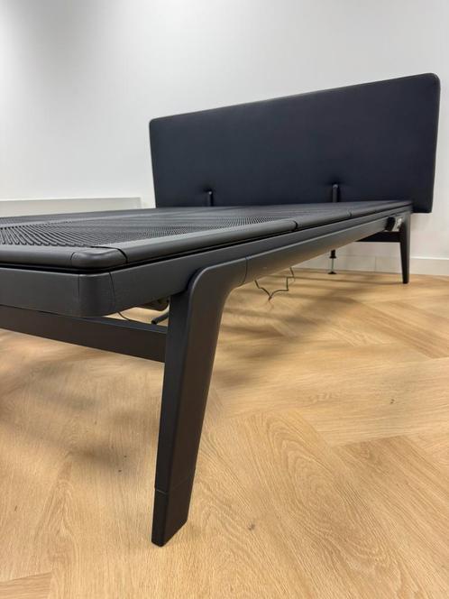 Showroommodel: Auping Original 160x210 Deep Black 1M (-50%!), Huis en Inrichting, Slaapkamer | Bedden, Zo goed als nieuw, Tweepersoons