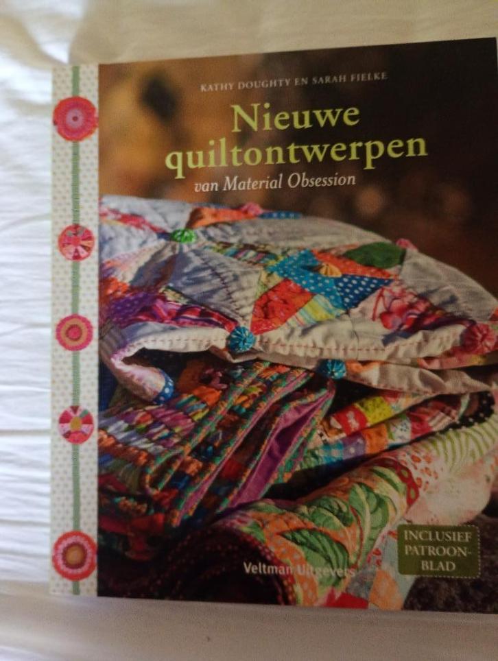 Nieuwe Quiltontwerpen - van Material Obsession, Boeken, Hobby en Vrije tijd, Nieuw, Borduren en Naaien, Ophalen of Verzenden