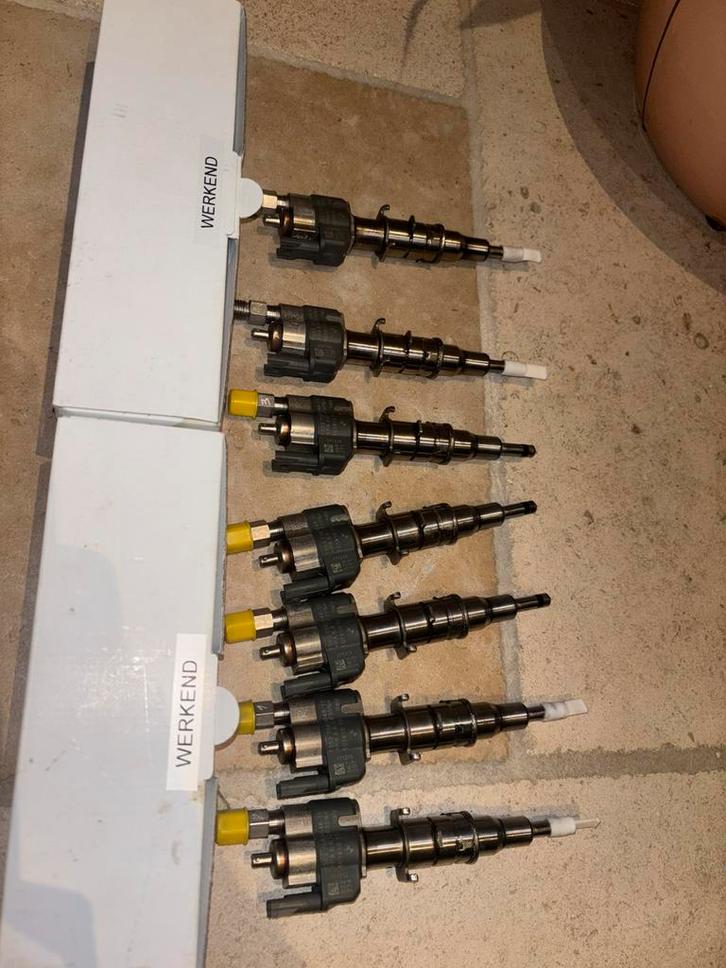 Originele BMW N53 injectoren met onderdeelnummer 13537589048, Auto-onderdelen, Brandstofsystemen, BMW, Gebruikt, Ophalen of Verzenden