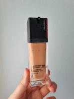 Shiseido synchro skin radiant lifting foundation, kleur 210, Gehele gezicht, Beige, Ophalen of Verzenden, Zo goed als nieuw