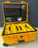 GELE Peli Case 1560 m. Dividers en Lid Org. € 439.- ex. btw, Audio, Tv en Foto, Fotografie | Fototassen, Ophalen of Verzenden