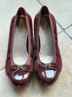 Clarcks, bordeaux rode pumps maat 38,5, Schoenen met lage hakken, Ophalen of Verzenden, Zo goed als nieuw, Clarks