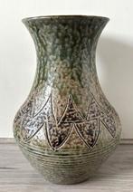St. Joris terraco Beesel vaas zoutglazuur 1950's, Ophalen of Verzenden
