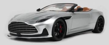 ASTON MARTIN DB12 VOLANTE SILVER 2023 1:18 GT SPIRIT beschikbaar voor biedingen