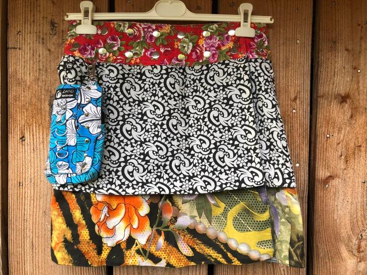 Zand Amsterdam wikkelrokje, 2 rokjes, dubbelzijdig ontwerp, Kleding | Dames, Rokken, Zo goed als nieuw, Beige, Boven de knie, Ophalen of Verzenden