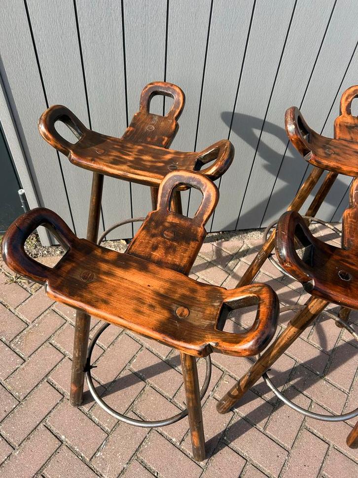 4x Vintage Sergio Rodriques marbella barkrukken, Huis en Inrichting, Barkrukken, Gebruikt, 60 tot 90 cm, Hout, 4 krukken, Ophalen