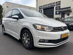 Volkswagen Touran 2.0 TDI SCR AUTOMAAT / DAELER ONDERHOUDEN, Auto's, Stof, 4 cilinders, 150 pk, Wit