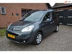 Citroen Berlingo 1.2 PureTech XTR - Airco - Navigatie+Camara, Auto's, Citroën, Voorwielaandrijving, Stof, Gebruikt, Zwart