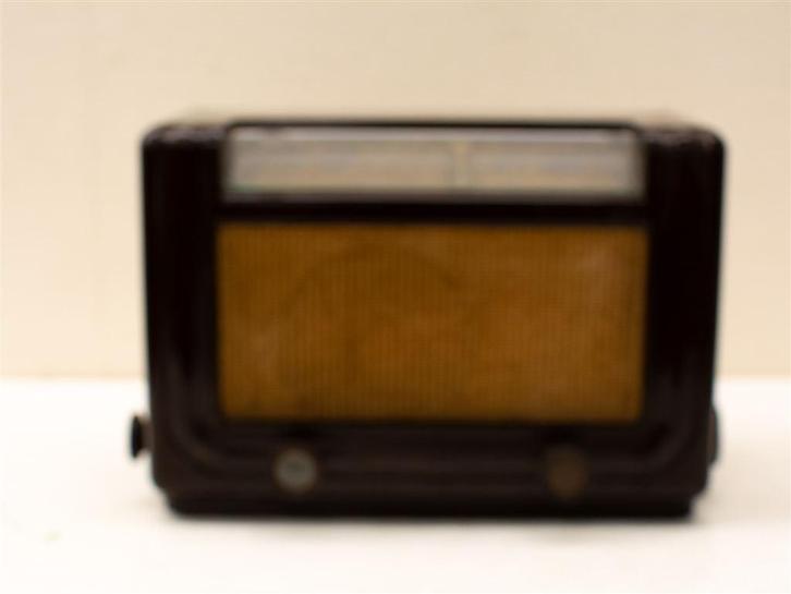 Gira radio 30184, Audio, Tv en Foto, Radio's, Gebruikt, Radio, Ophalen of Verzenden