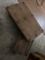 2 Sobere Houten Krukjes, Huis en Inrichting, Woonaccessoires | Overige, Ophalen of Verzenden, Gebruikt