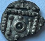 Frisia schaarse sceatta 680-720 stekelvarken type, Vóór koninkrijk, Zilver, Losse munt, Overige waardes