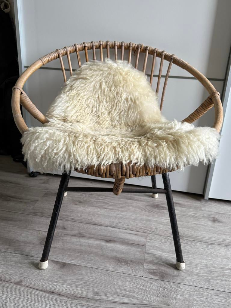 Vintage Rotan Kinderstoeltje, Kinderen en Baby's, Kinderkamer | Tafels en Stoelen, Ophalen of Verzenden