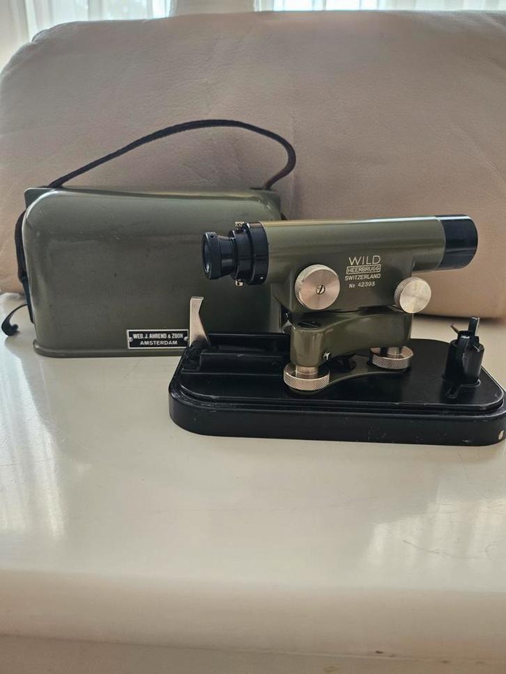 Wild Heerbrugg waterpas toestel 1966 - Vintage, Antiek en Kunst, Antiek | Gereedschap en Instrumenten, Ophalen