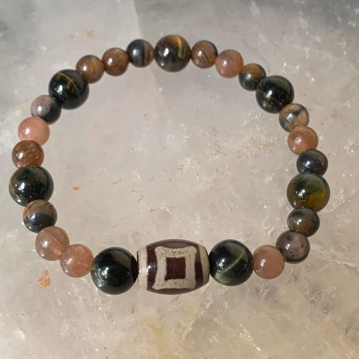Dzi bead chiastioliet vertrouwen beschermt geluk zeldzaam, Sieraden, Tassen en Uiterlijk, Armbanden, Nieuw, Met bedels of kralen