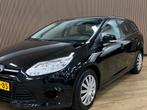 Ford Focus Wagon 1.0 EcoBoost Lease Trend-Navigatie-Airco-, Euro 5, Gebruikt, Zwart, Zwart