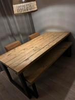 Industriële tafel, bankje en twee stoelen, Huis en Inrichting, Tafels | Eettafels, 200 cm of meer, Zo goed als nieuw, Vijf personen of meer