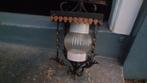 Vintage hanglamp smeedijzer melkglas hallamp plafondlamp, Antiek en Kunst, Antiek | Lampen, Ophalen of Verzenden