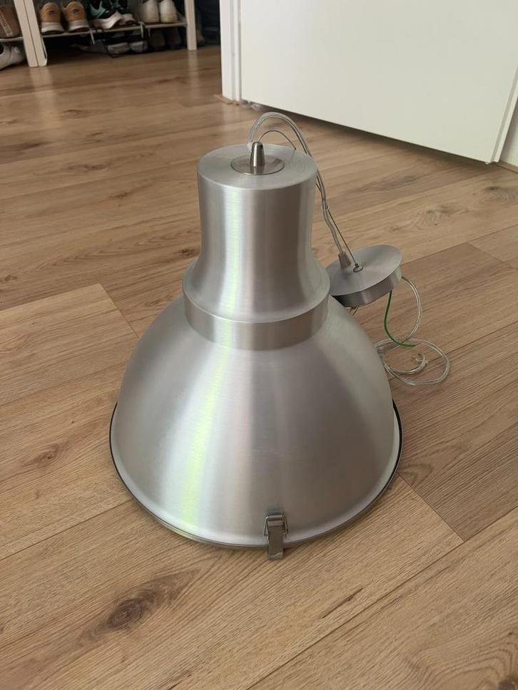 Industriële hanglamp (Gamma), Huis en Inrichting, Lampen | Hanglampen, Zo goed als nieuw, Minder dan 50 cm, Glas, Metaal, Ophalen of Verzenden