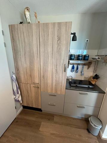 Keukenblok met A++ Siemens Koelkast 102cm beschikbaar voor biedingen